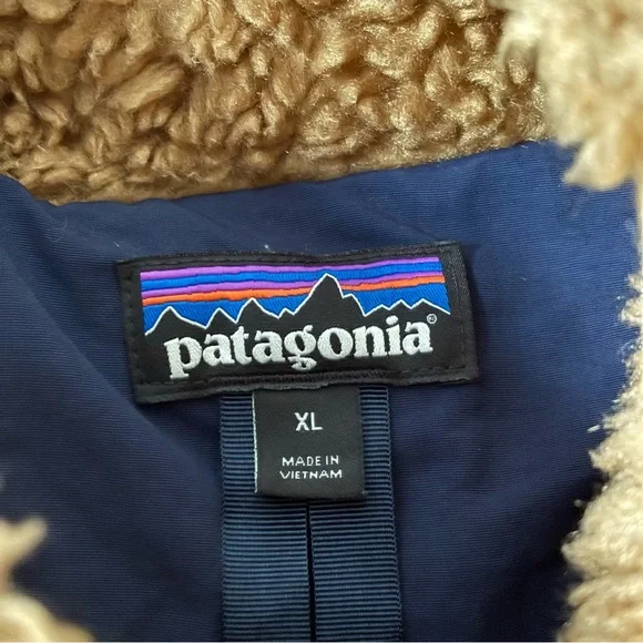 Patagonia Tan Fleece Vest with Navy Interior - Picture 3 of 5